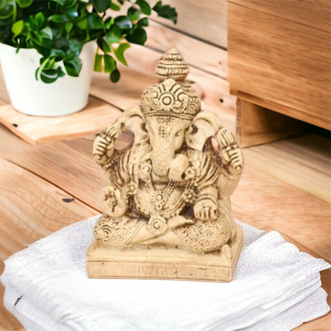 White Figure Ganesha Sitting 3"