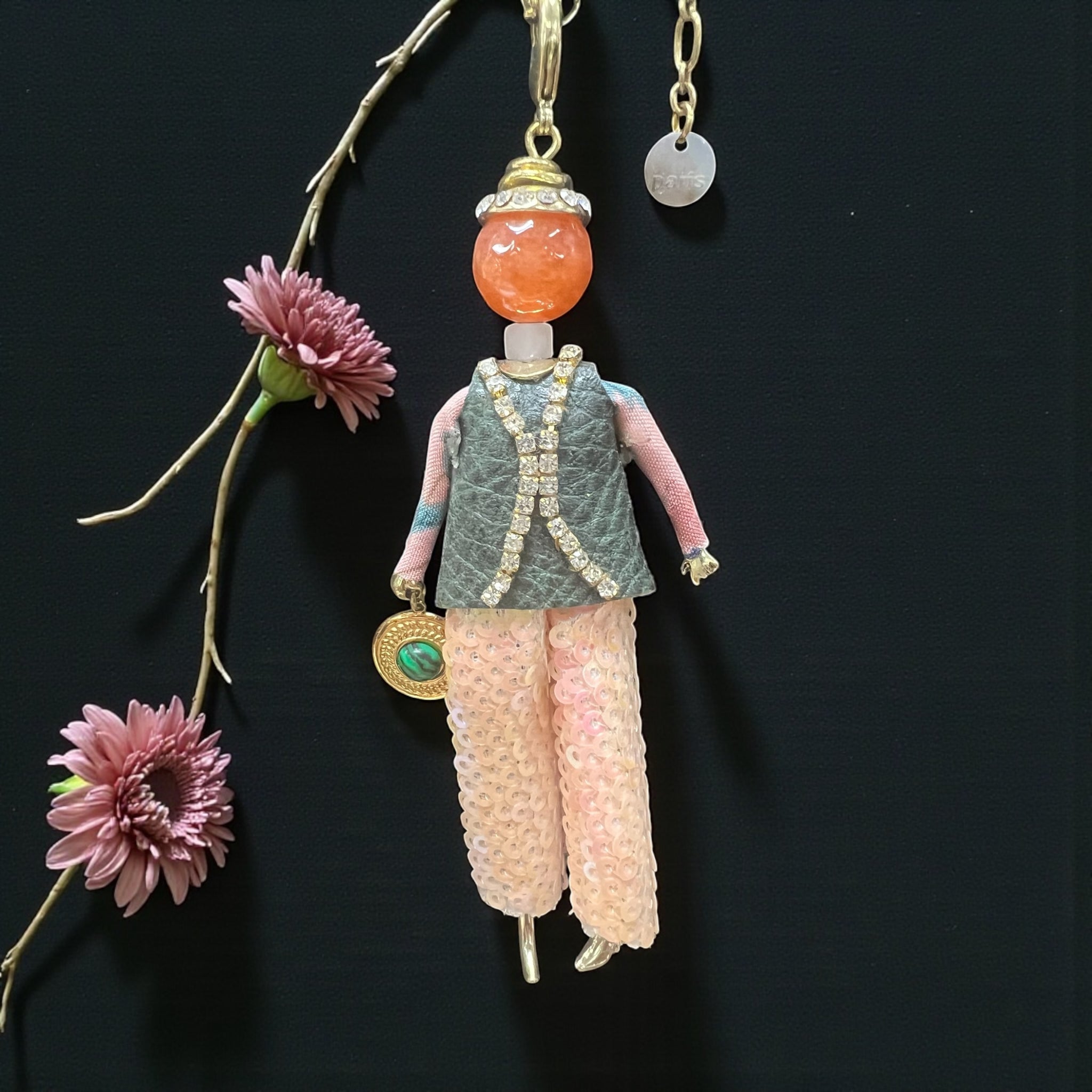 Aura- Radiant Personality, Kind & Approachable